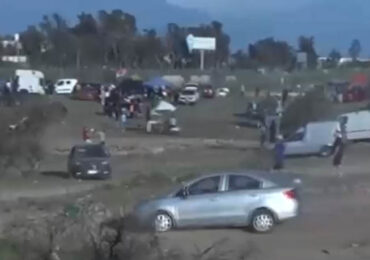 Desalojan sitio eriazo con más de 500 personas que celebraban de fiesta patrias en Pudahuel