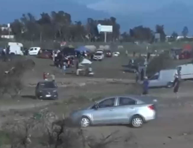Desalojan sitio eriazo con más de 500 personas que celebraban de fiesta patrias en Pudahuel
