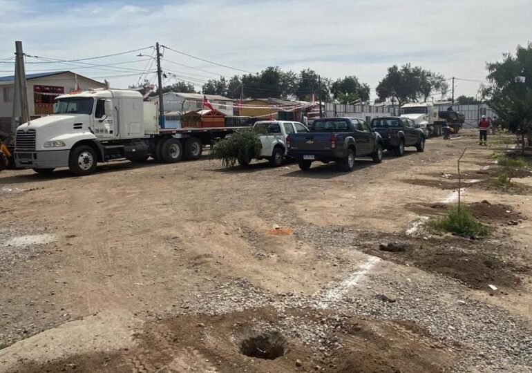 Vecina afectada por construcción en Pudahuel sur: Nos sentimos engañadas por el municipio