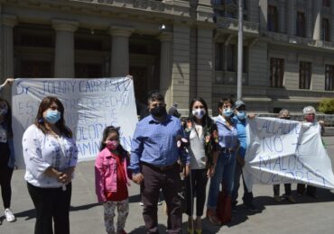 Vecinos de Pudahuel presentaron recurso de protección contra Municipio, Seremi y empresa por malos olores en Ciudad de Los Valles