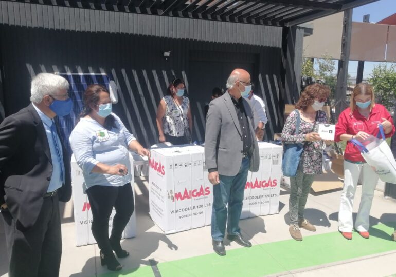 Innovación y cuidado: Feria Libre Santa Corina celebra importante proyecto Sercotec