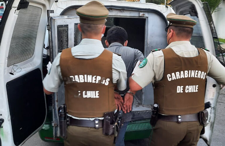 Robo por la fuerza a camión que transportaba cañerías de cobre deja un herido a bala en Pudahuel