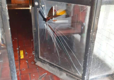 Sujetos causan diversos daños a cuartel de bomberos en Pudahuel Sur