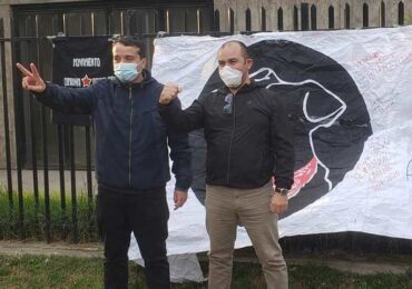 Unen fuerzas: Candidato Alejandro Barra oficializa apoyo a Ítalo Bravo para llegar a la alcaldía