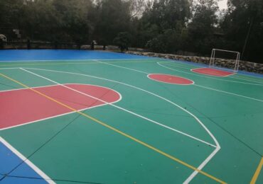 Club de básquetbol del INBA remodela cancha en Cerro Navia: Será un espacio abierto para toda la comunidad