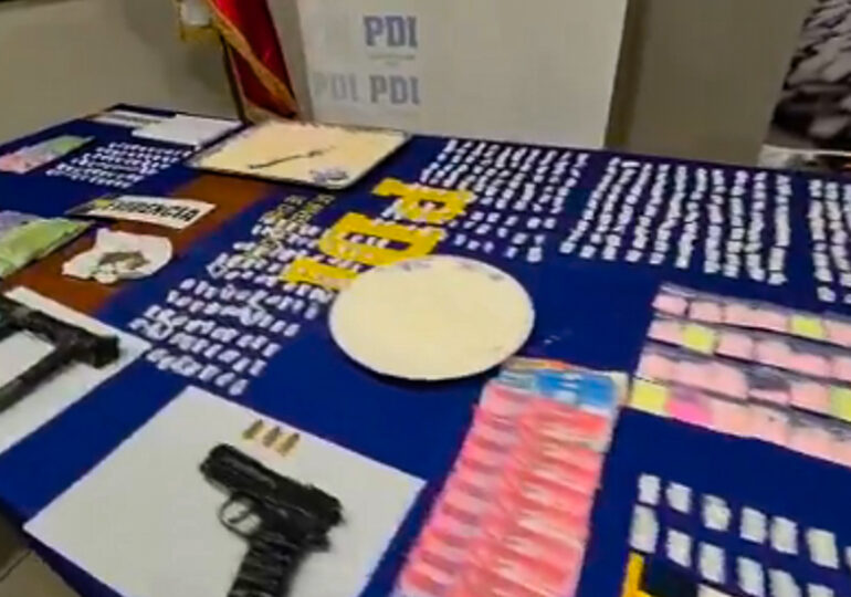 Incautan 4.4 kilos de droga ilícita y detienen a cinco sujetos en Cerro Navia