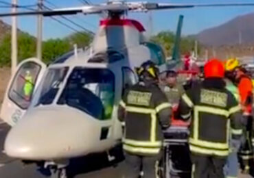 Motorista grave es evacuado vía aérea desde Pudahuel al chocar con barrera de contención