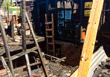 Incendio destruye cinco casas y deja otras con daños de consideran en Cerro Navia
