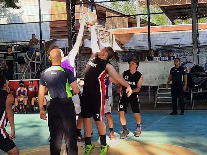 Colo-Colo se corona campeón de torneo de basquetbol organizado por el INBA en Cerro Navia