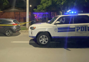 Asistente policial deja herido a delincuentes tras portonazo frustrado en la comuna de Pudahuel