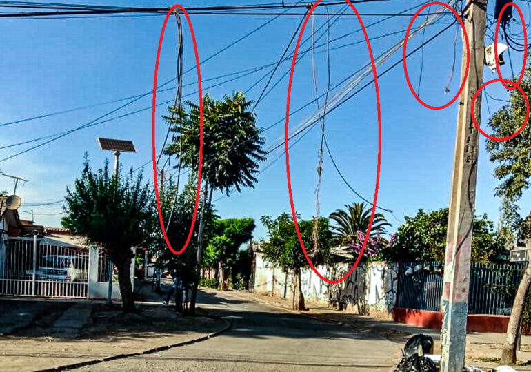 Vecinos de Pudahuel y Cerro Navia sin internet por robo de cable de fibra óptica