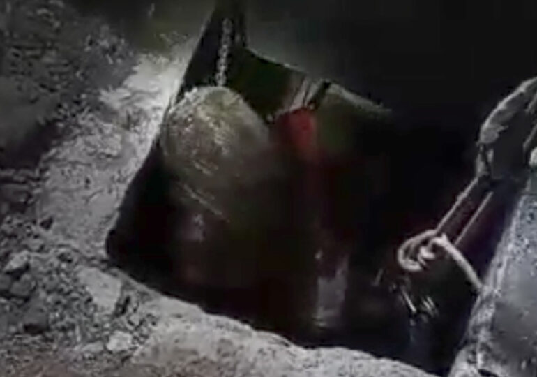 Muere persona al tener contacto con cable eléctricos al interior de bóveda en Cerro Navia