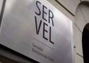 Servel quitó legalidad a 12 partidos políticos tras no alcanzar umbral de votos necesarios en últimas elecciones