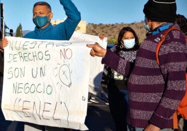 Vecinos del sector rural de Pudahuel se manifiestan por falta de suministro eléctrico