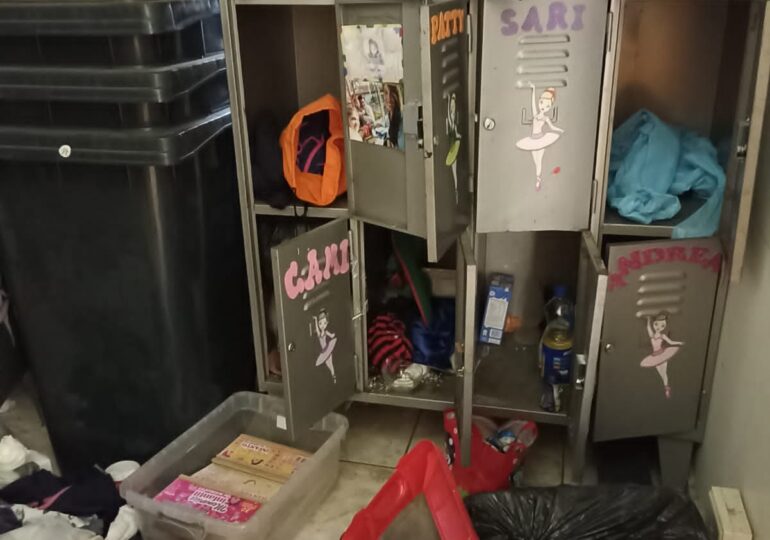 Parvularias y apoderados exigen a las autoridades mayor vigilancia en jardín infantil tras constantes robos