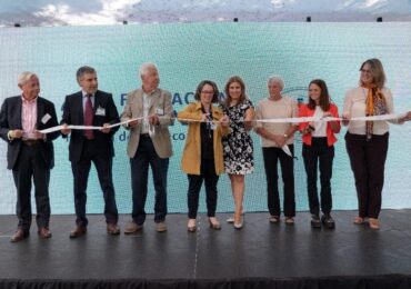 Fundación Gantz es premiada por su eficiente tratamiento a niños y niñas con fisura labio palatina como “Centro de Liderazgo para América del Sur”.