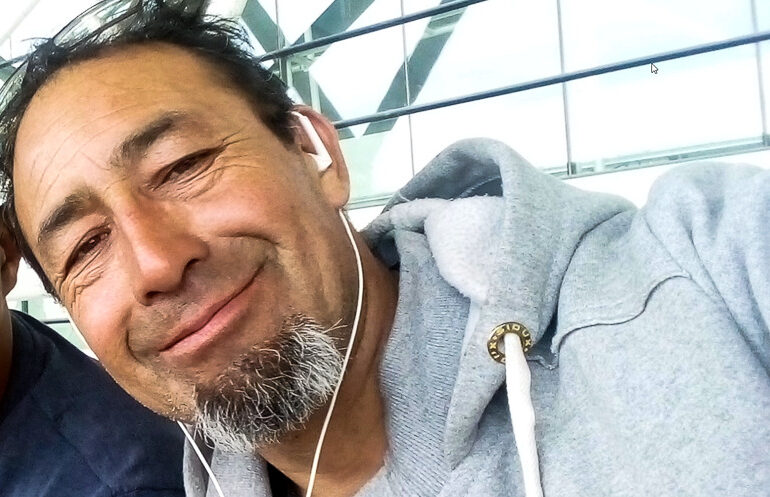 Grave accidente afecta a dirigente cultural Cristian Núñez de Pudahuel