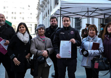 Alcalde de Pudahuel entrega documentos que exige mayor dotación policial a ministra del Interior