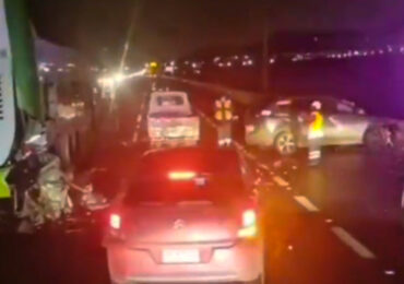 Muere conductor de automóvil en choque con bus en la ruta 68 sector Pudahuel