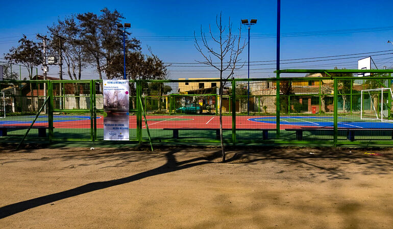 Proyecto "Mejora mi cancha, mejora mi barrio" es inaugurado en Pudahuel