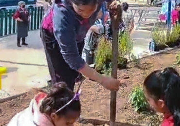 Se inaugura plaza pública que llevará nombres de dirigentes fallecidas por covid en Pudahuel