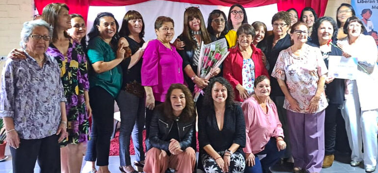 Agrupación “Las Delicias de Viña” celebra el cierre del proyecto de talleres impulsado por el Gobierno Regional de Santiago