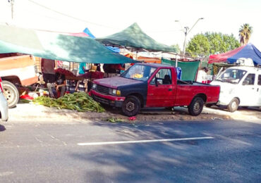 Comerciantes de feria libre molesto por decisión municipal de cambio de lugar de trabajo en Pudahuel