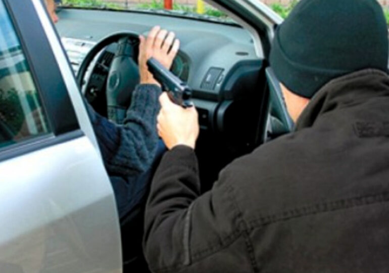 Aumentan un 95% los robos violentos de vehículos en la Región Metropolitana con respecto al año anterior