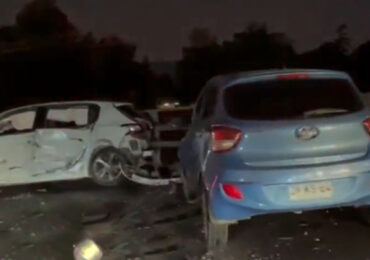 Choque de vehículos en Puente de la ruta 68 deja dos personas lesionados en Pudahuel