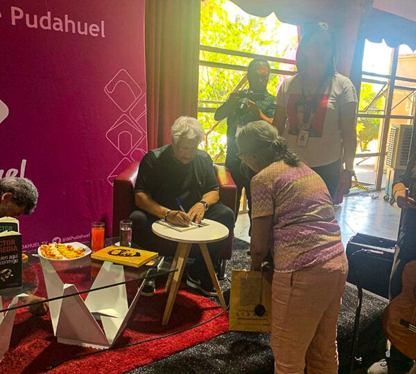 Visita ilustre: Víctor Heredia realiza conversatorio con vecinos de Pudahuel