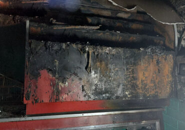 Madre e hijo resultan heridos en incendio de vivienda en Pudahuel sur