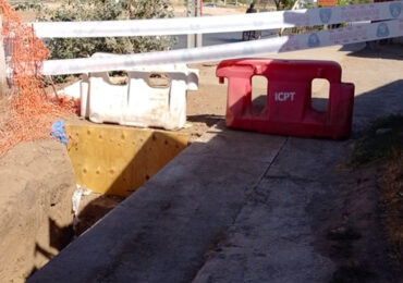 Persona cae de noche a socavón de más de dos metros en Cerro Navia