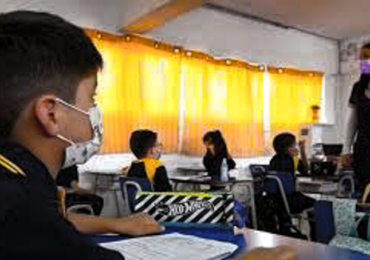 Inicia el regreso a clases con uso obligatorio de mascarillas en salas educativas