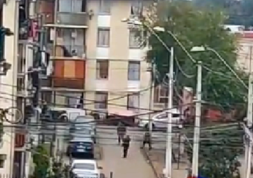 Conmoción por disparos de armas de fuego en un Condominio Social de Cerro Navia