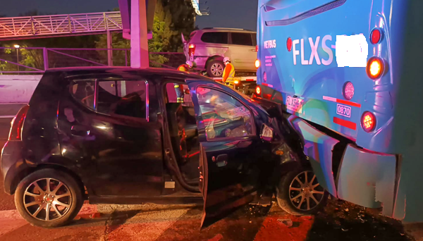 Choque en la Ruta 68 sector Pudahuel deja una persona lesionada y causa daños materiales