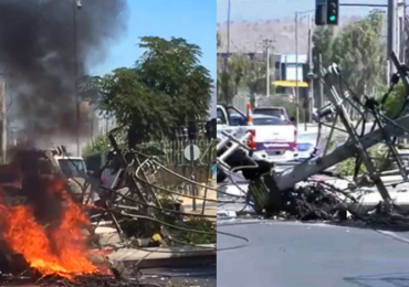 Un herido y cuatro postes del tendido aéreo de cables son derribados por camión en Pudahuel