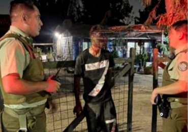 Delincuente es atropellado por cómplices durante un "portonazo" en Pudahuel rural y es abandonado