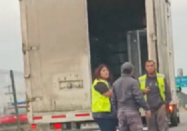 El conductor de un camión fue secuestrado y parte de la carga que llevaba fue robada en Pudahuel