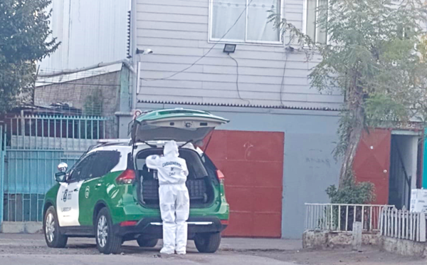 Hombre es encontrado después de varios días de fallecido al interior de vivienda en Cerro Navia