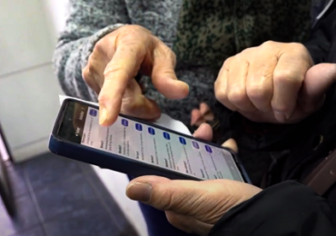 Programa 'Chile Salud' y App Mayor: Alianza permitirá a las personas mayores acceder a descuentos en más de 150 medicamentos