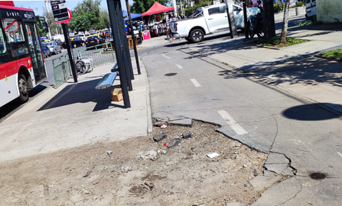 Tramo de ciclovía paralela a Avenida San Francisco presenta daños y pone en riesgo a ciclistas en Pudahuel