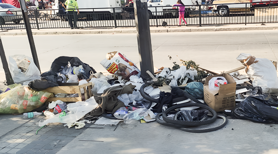 Acumulación de Basura en Veredas de Pudahuel es un riesgo sanitario