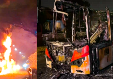Disturbios en Cerro Navia: encapuchados incendian bus del transporte público durante jornada de protesta