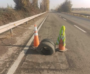 Cámara eléctrica sin tapa en camino Renca–Lampa pone en riesgo a conductores de vehículos en Pudahuel