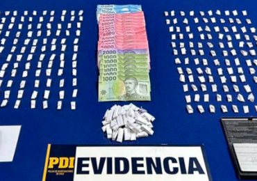 Tres casas fueron allanadas en Cerro Navia por microtráfico: cinco detenidos y drogas incautadas