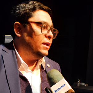 Diputado José Carlos Meza representante de Cerro Navia: sufre violenta encerrona