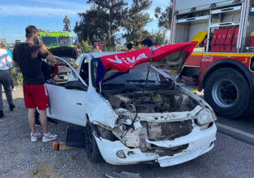 Choque de automóviles en Pudahuel rural deja un menor de tres años y dos adultos lesionados