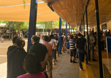 Denuncian falta de orientación del Servel en el Colegio Hernando de Magallanes Estación Central
