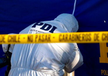 Adolescente de 17 años muere baleado tras robo en feria navideña de Cerro Navia